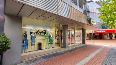 Mode Frau Piefke jetzt am Kugelbrunnen